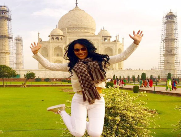 Bertha enjoying Taj Mahal tour