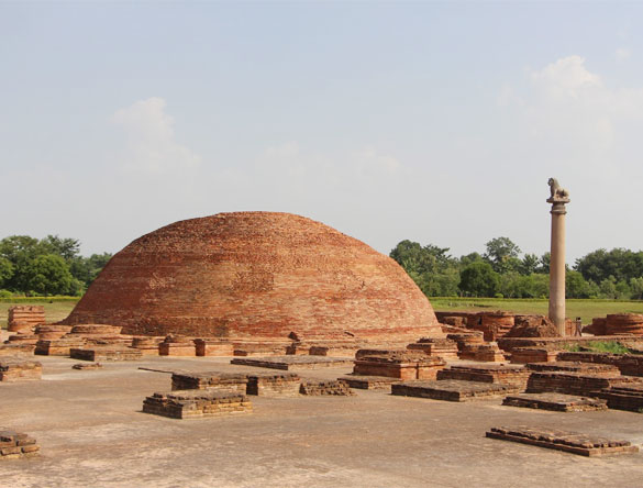 Stupa and Asoka Pillar, Vaishali, Bihar